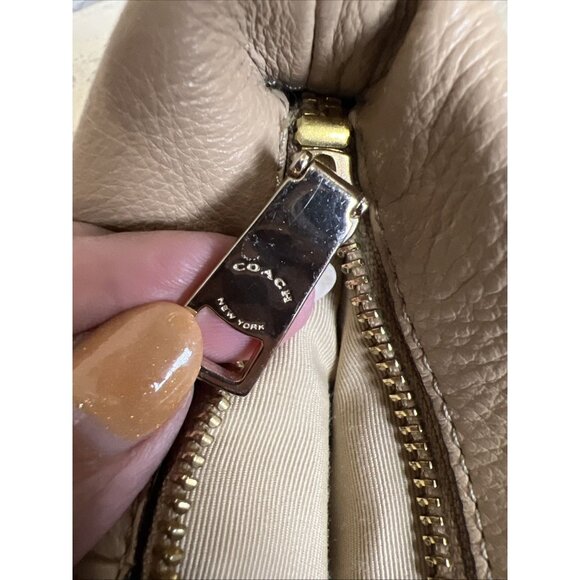 Coach Madison Isabelle Shoulder Bag Pebbled Leather Purse Cream Beige Tan - Picture 13 of 16